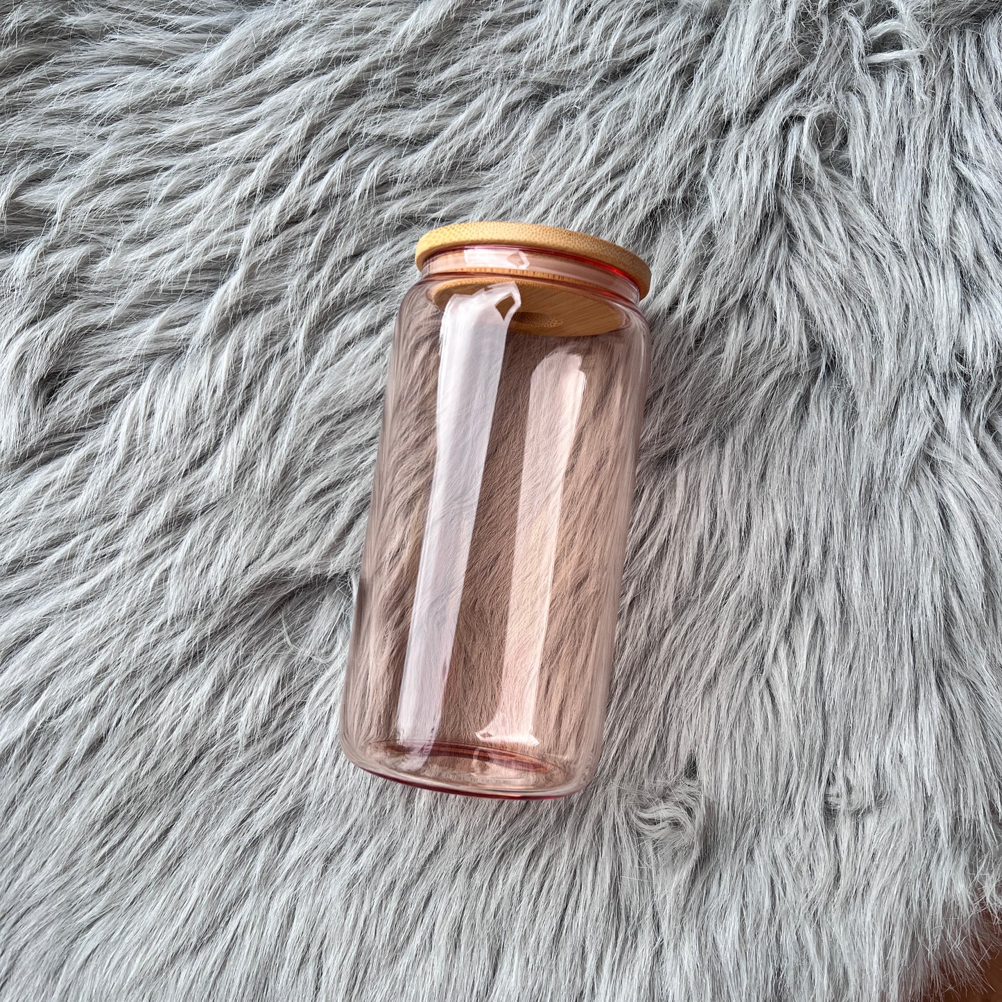 Vaaleanpunainen lasinen tumbler | Valitse design!