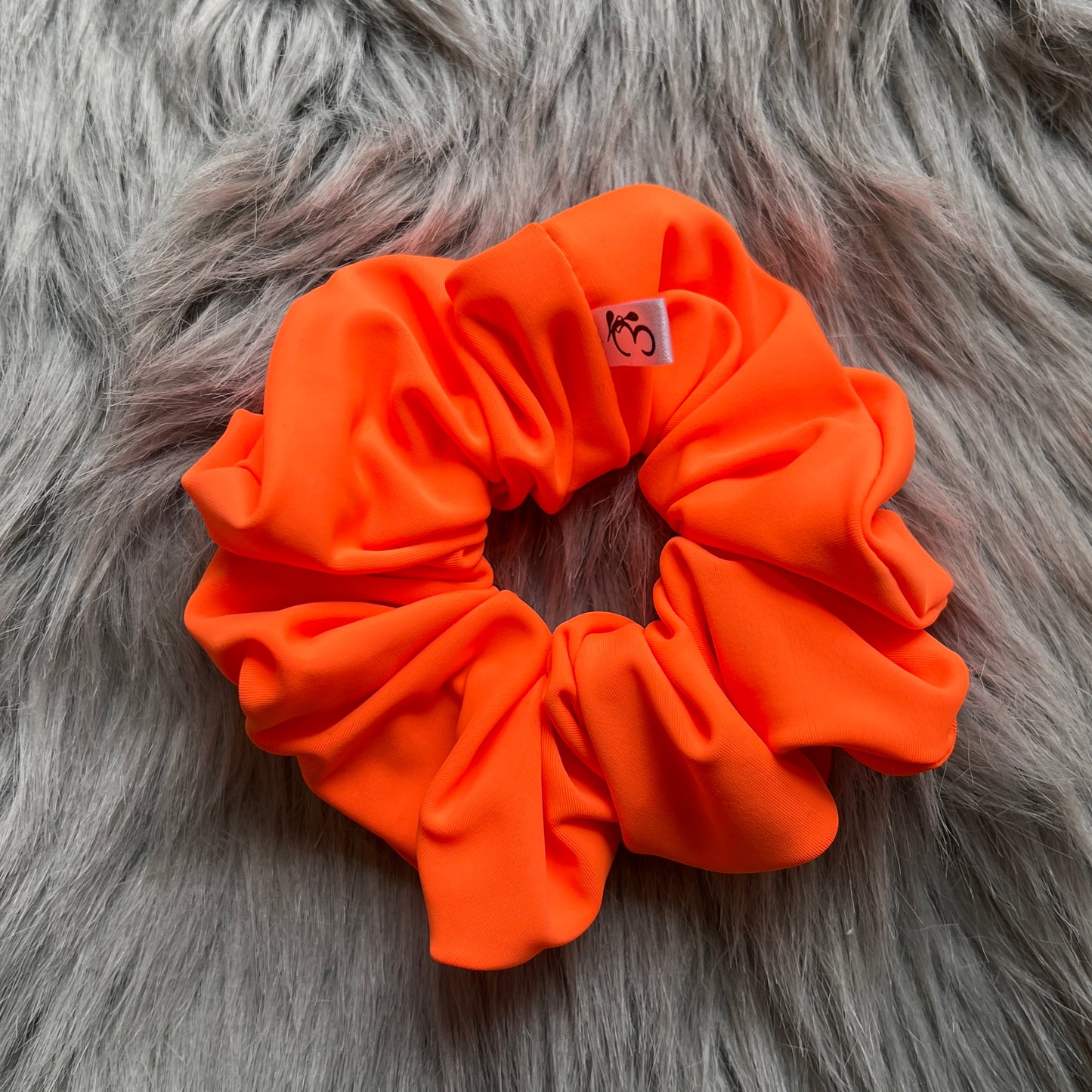 Nora - Neon oranssi treeni scrunchie