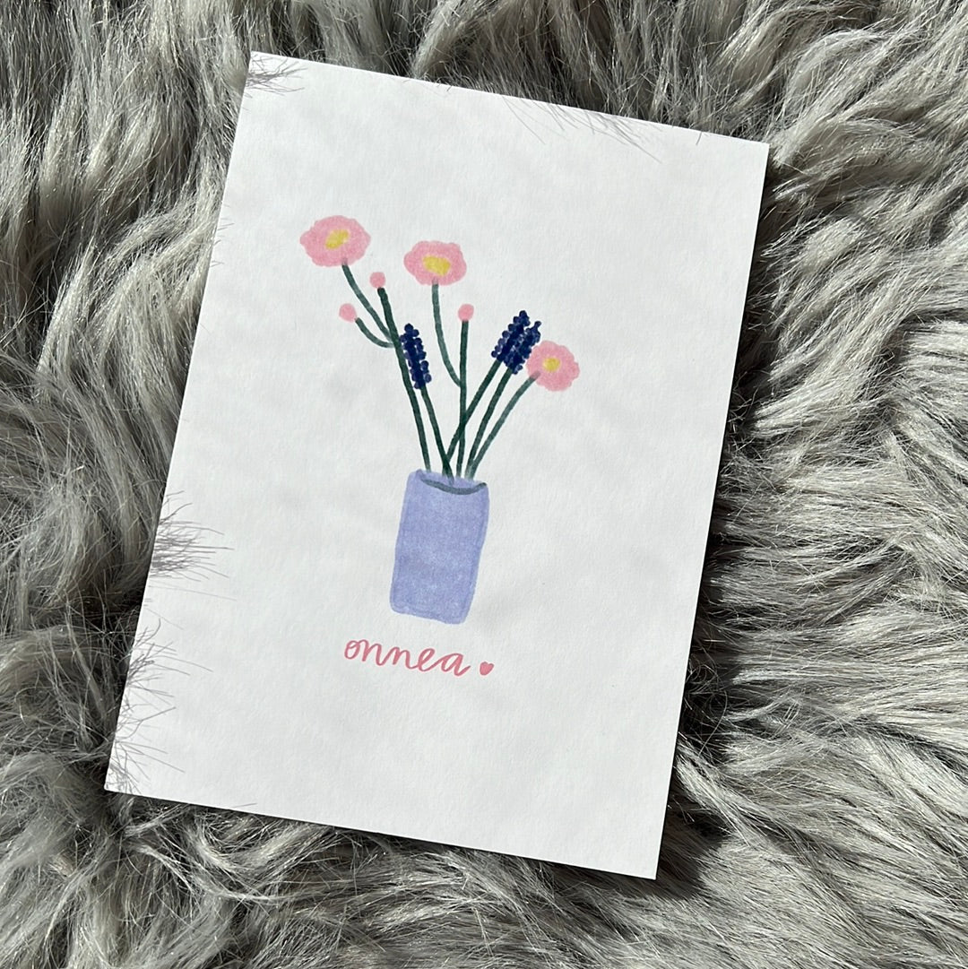 Kukkakimppu -postikortti | Pikku paperi